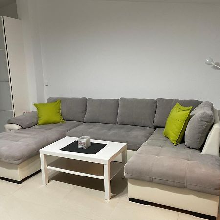 Apartament Rodzinny Ostrowiec Sw Ostrowiec Świetokrzyski Exterior foto