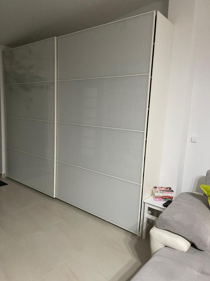 Apartament Rodzinny Ostrowiec Sw Ostrowiec Świetokrzyski Exterior foto