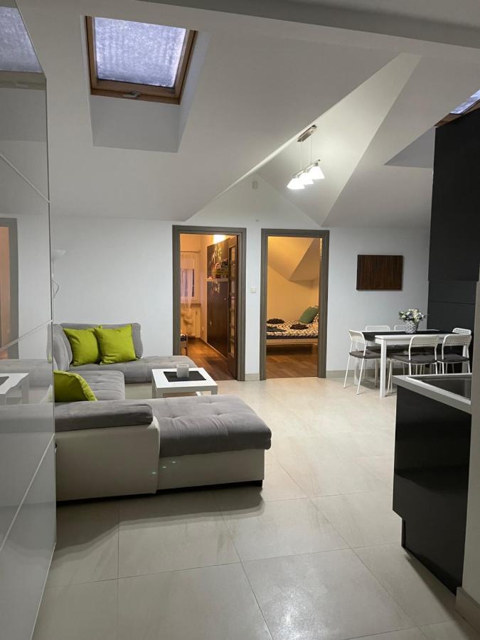 Apartament Rodzinny Ostrowiec Sw Ostrowiec Świetokrzyski Exterior foto