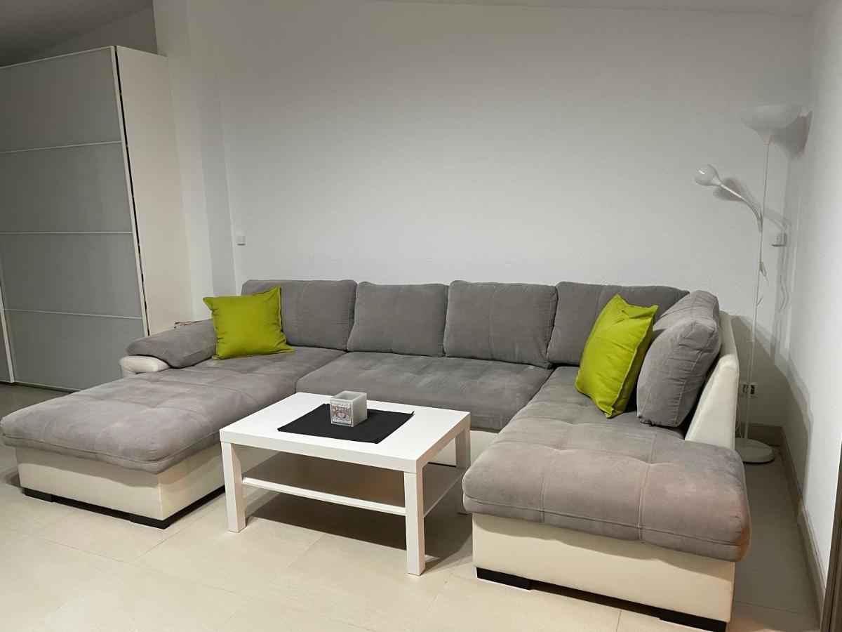 Apartament Rodzinny Ostrowiec Sw Ostrowiec Świetokrzyski Exterior foto
