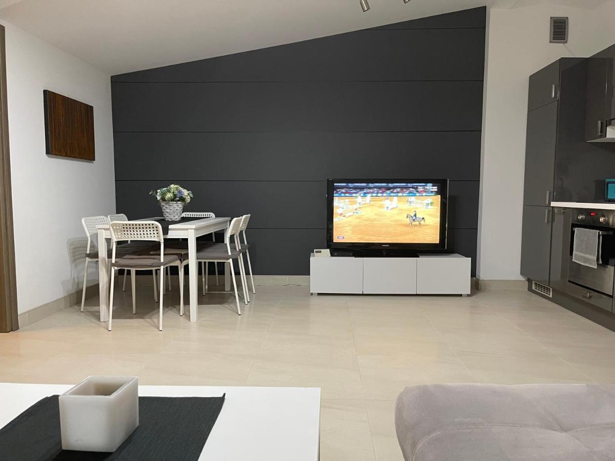 Apartament Rodzinny Ostrowiec Sw Ostrowiec Świetokrzyski Exterior foto