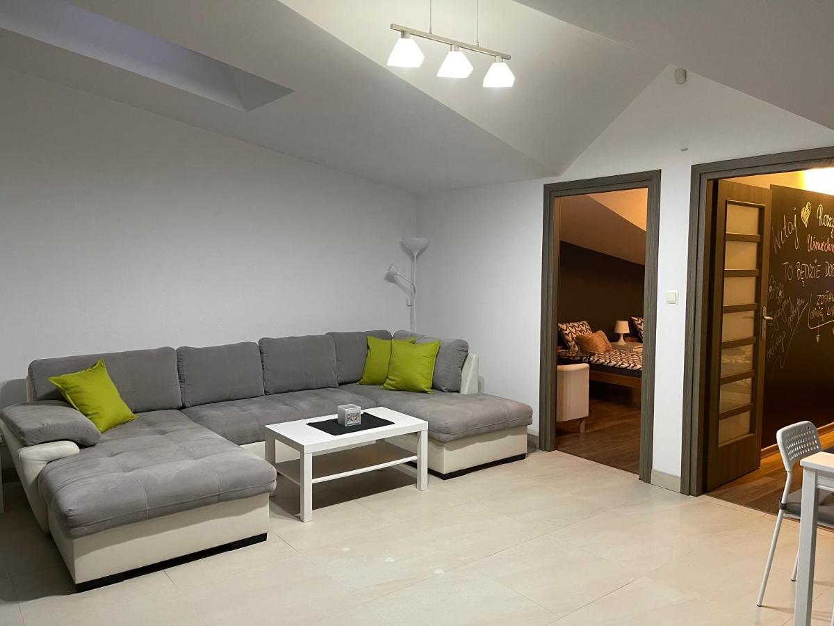 Apartament Rodzinny Ostrowiec Sw Ostrowiec Świetokrzyski Exterior foto