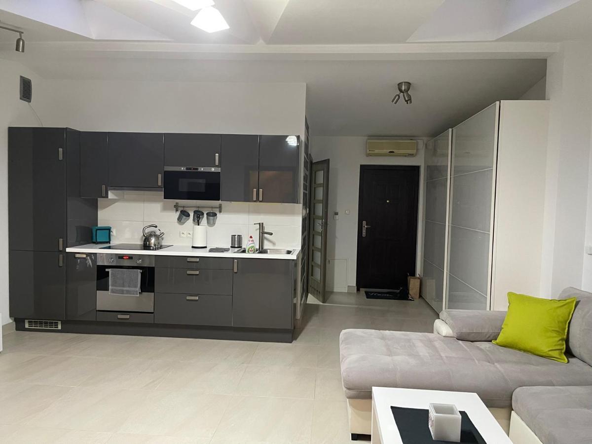 Apartament Rodzinny Ostrowiec Sw Ostrowiec Świetokrzyski Exterior foto